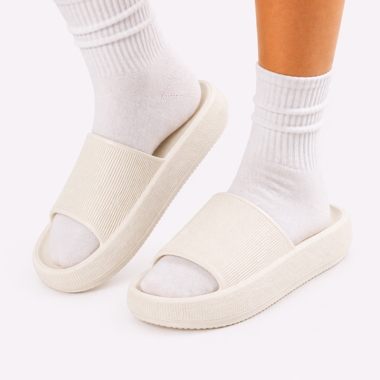 Soothe™ Cushion Slides