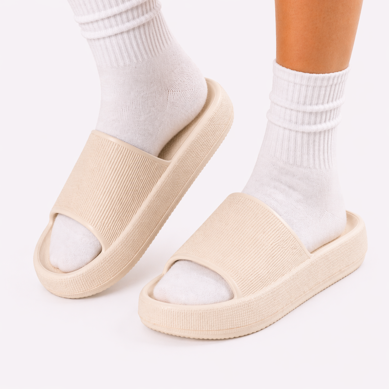 Soothe™ Cushion Slides